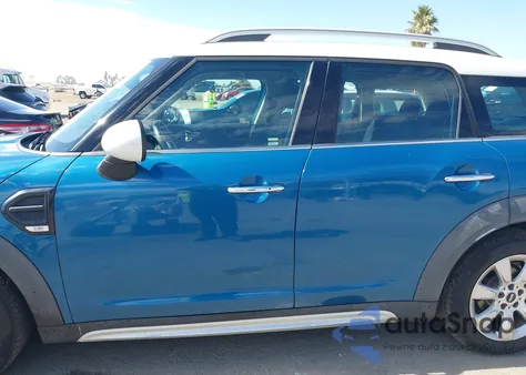 2018 Mini Countryman Cooper из США, поврежденный, VIN WMZYS7C30J3E07458